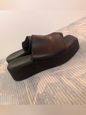 L'INTERVALLE Black Platform Slide Loafers